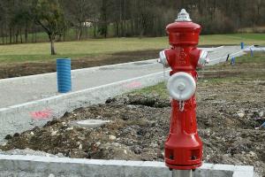 Motena oskrba s pitno vodo v Dašnici zaradi okvare na javnem vodovodu